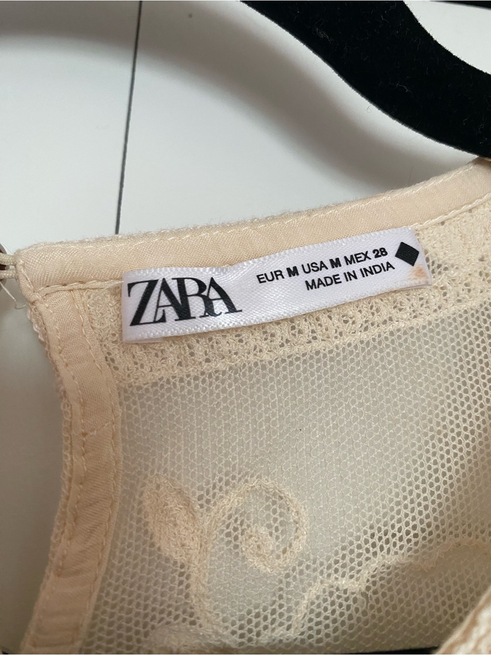 Zara Cream Embroidered Lace Yoke Tunic Top - Picture 2 of 8